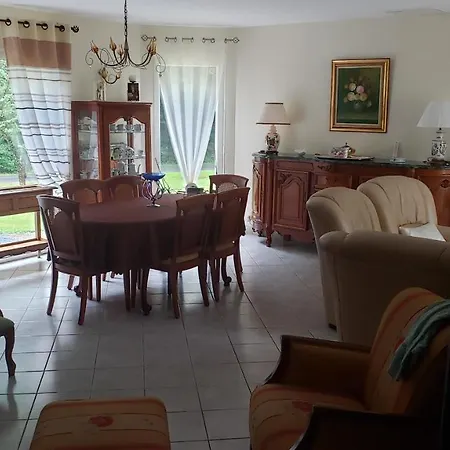 Le Calme Alojamento de Acomodação e Pequeno-almoço 3*
