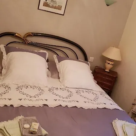 Le Calme Bed & Breakfast 3*
