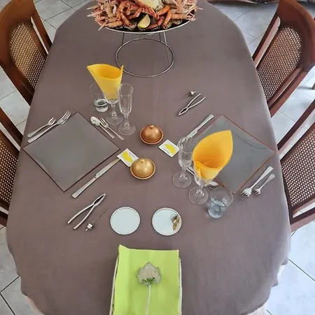 Le Calme Alojamento de Acomodação e Pequeno-almoço Plessé