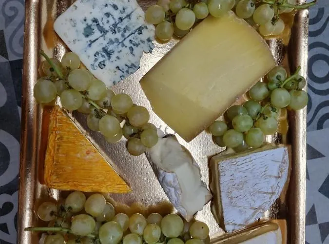 לינה וארוחת בוקר Le Calme